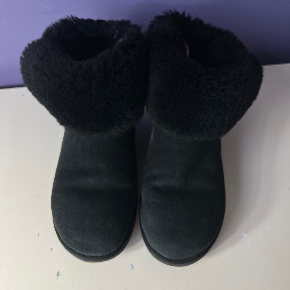 UGG Bailey button II boot in black